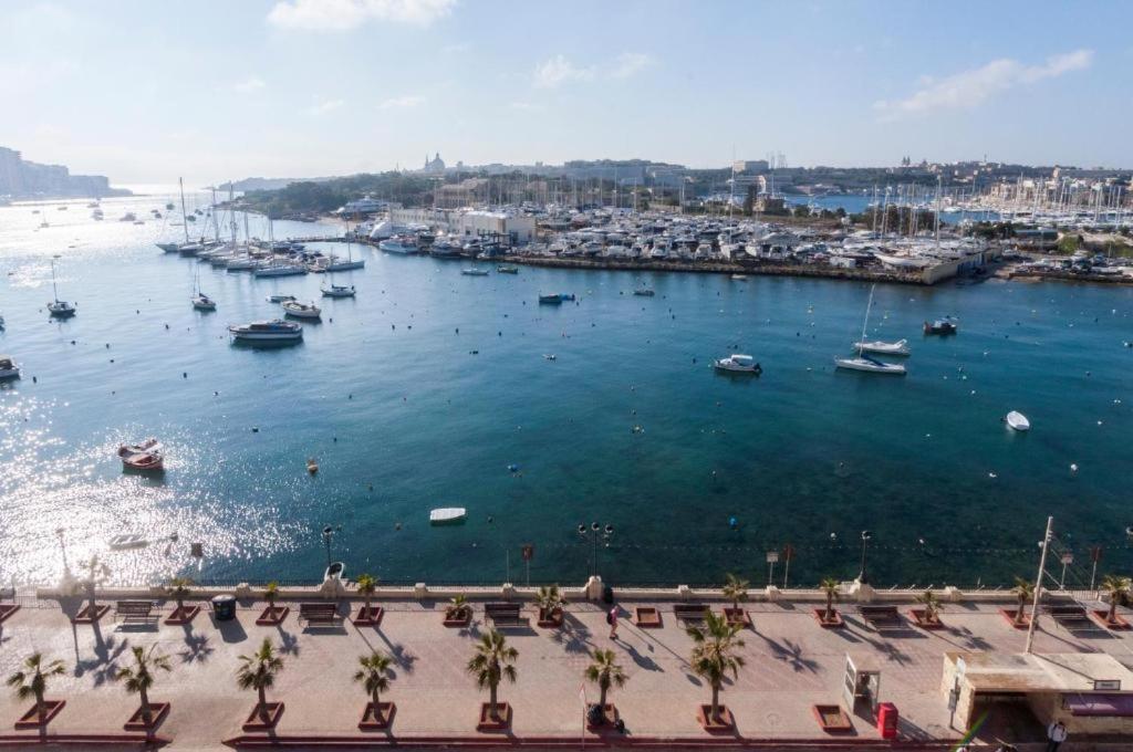 Valletta View Apartments By St Hotels Gzira Ngoại thất bức ảnh